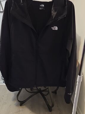 The North Face Black Men’s Windbreaker Hooded Jacket